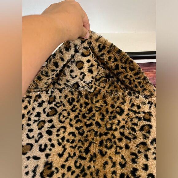 UBU Leopard Printed Orange Lining Vest. Size Extra Large. - Picture 2 of 8